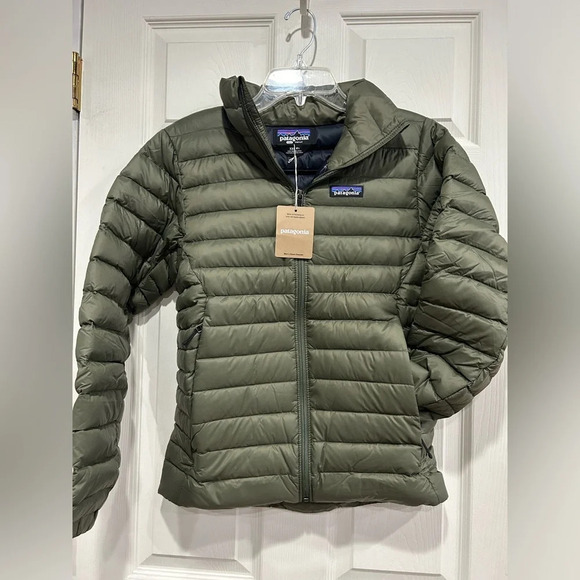 Patagonia Men’s XXS Down Sweater Basin Green Puffer Jacket NWT Puff - Picture 1 of 11